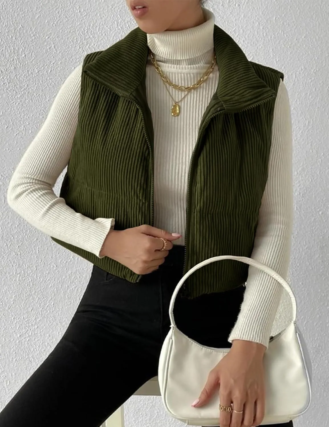 Gihuo Women's Corduroy Puffer Vest Cropped Stand Collar Zip Up Vest Quilted Sleeveless Jackets Gilet