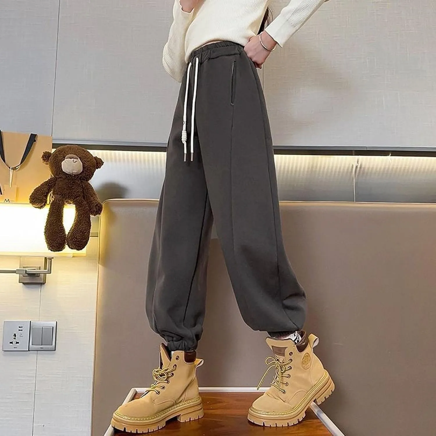 Pants for Girls Drawstring Elastic Mid-Rise Solid Sweatpants Joggers Sport Workout Active Classic Kids Trousers