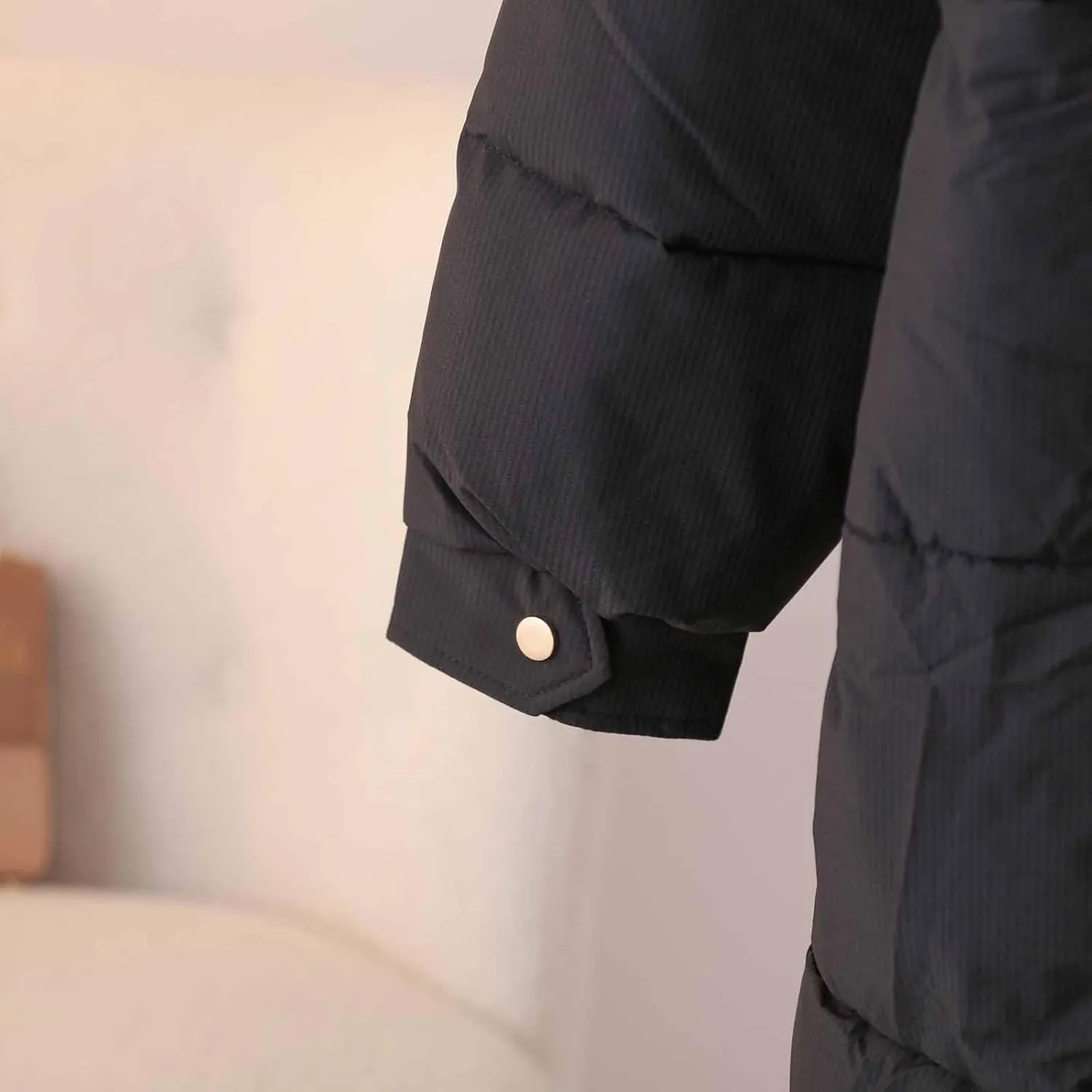 Women's Long Down Puffer Jackets Winter Warm Hooded Quilted Jackets Ski Outerwear Fashion Padded Coats with Pockets
